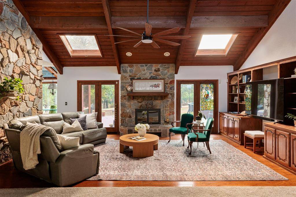 12924 Three Oaks DR, Jones, OK 73049