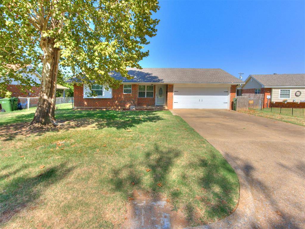 124 N Ranchwood BLVD, Yukon, OK 73099