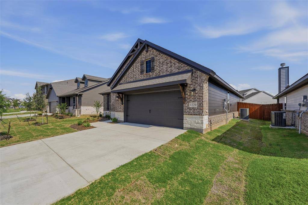 1229 Colca Drive, Springtown, TX 76082
