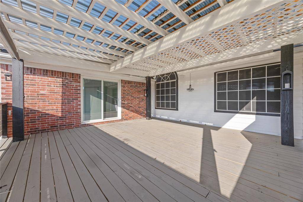 6601 Redwood Lane, The Colony, TX 75056