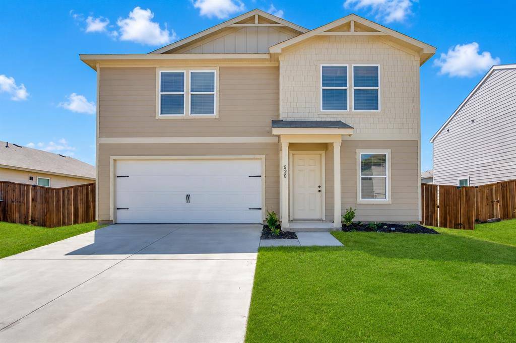 820 Sugartree Drive, Cleburne, TX 76031
