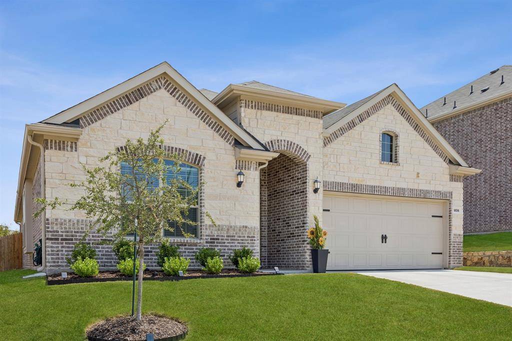 9516 Capehart Road, Fort Worth, TX 76179