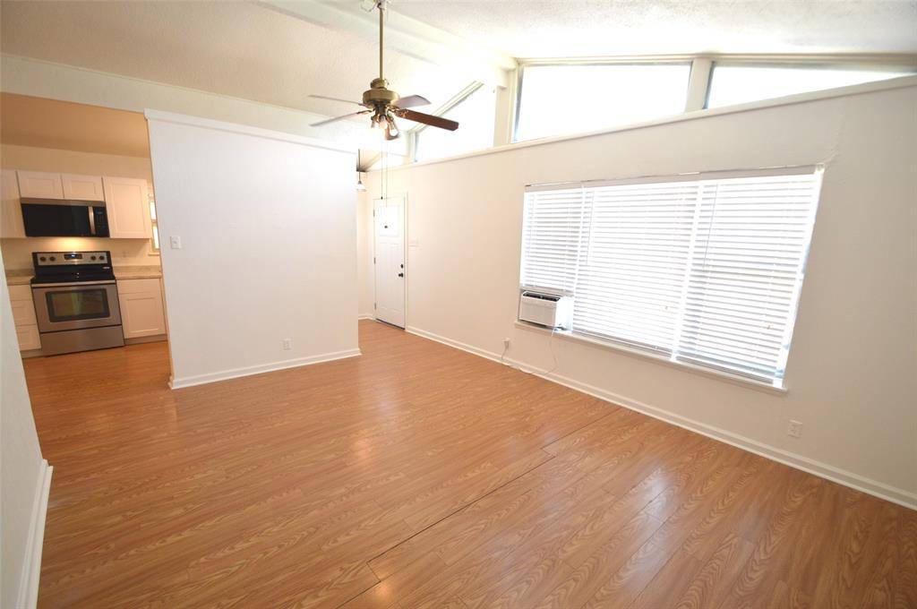 400 N Bean Street, Howe, TX 75459