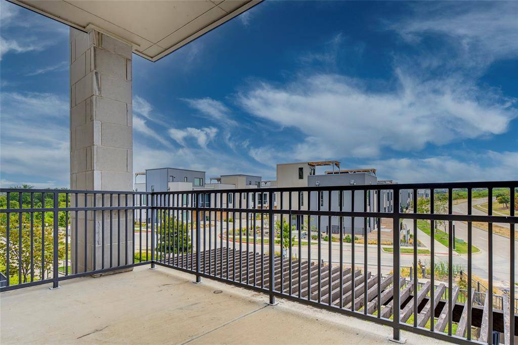 2700 Old Denton Road #2204, Carrollton, TX 75007