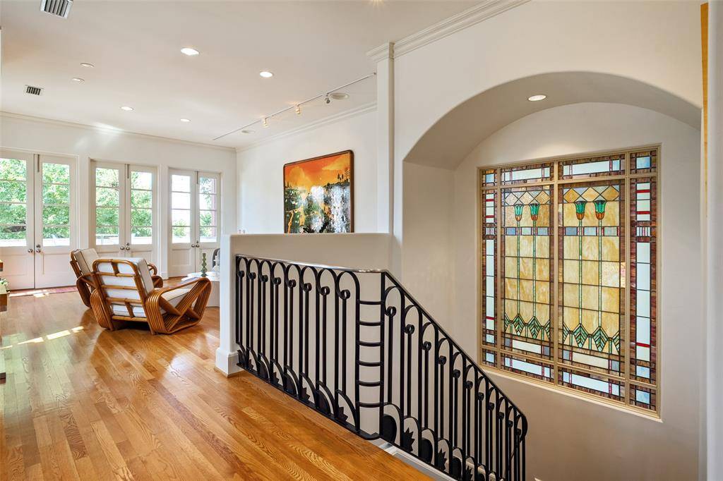 2203 Allen Street, Dallas, TX 75204