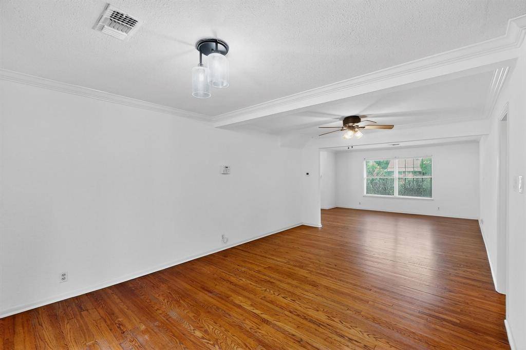 2927 Selma Lane, Farmers Branch, TX 75234