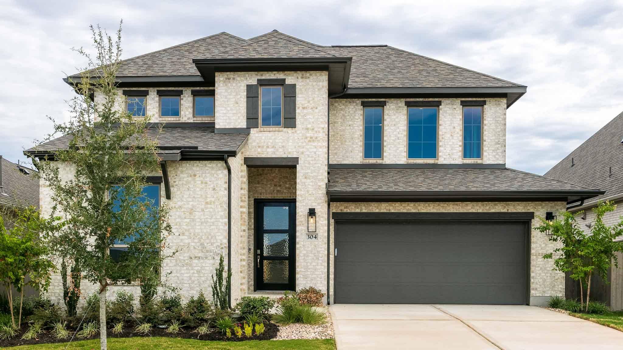 304 Royal Fern RD, Hutto, TX 78634