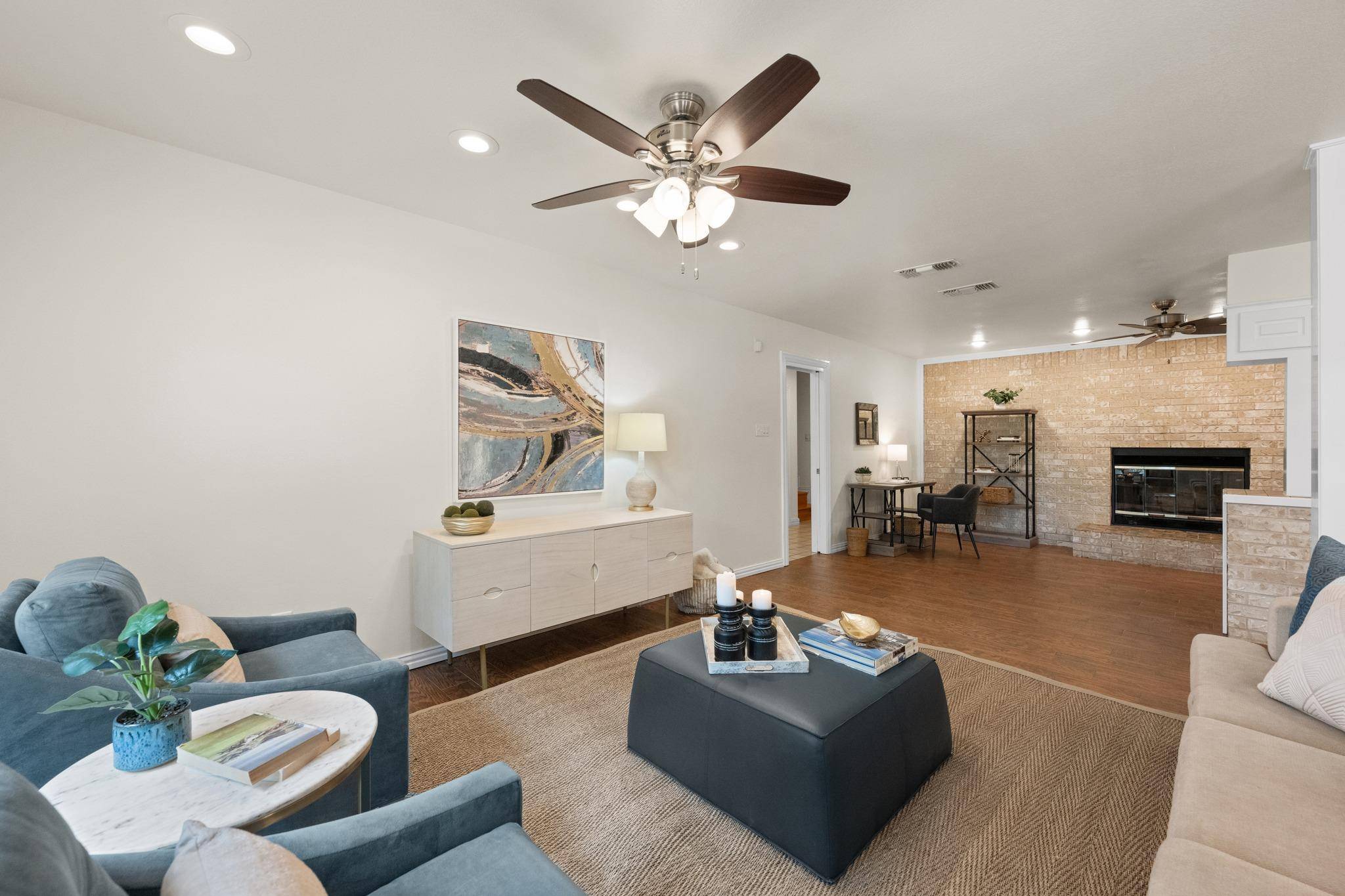 224 Hurst Creek RD, Lakeway, TX 78734