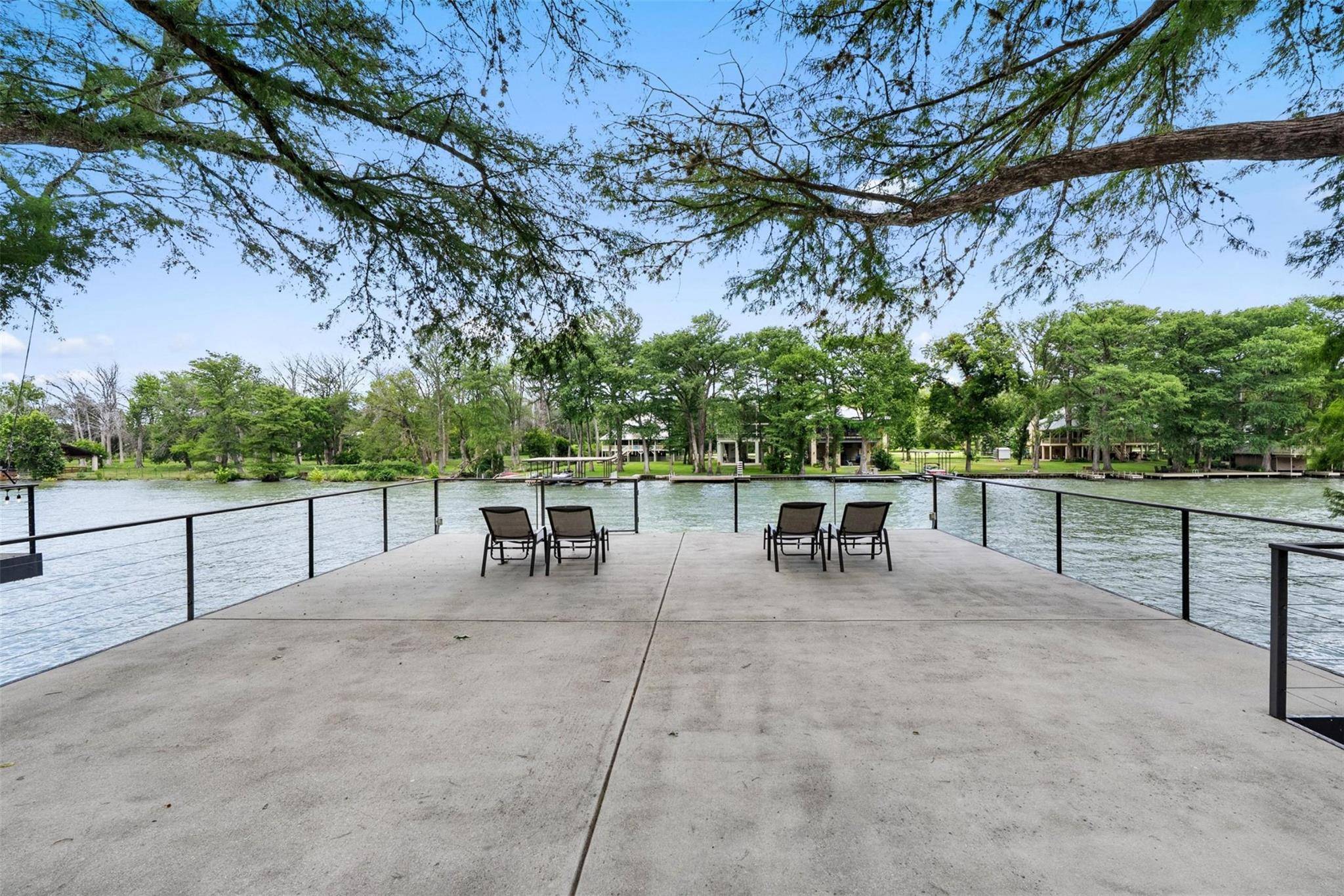 2529 Terminal Loop RD, Mcqueeney, TX 78123