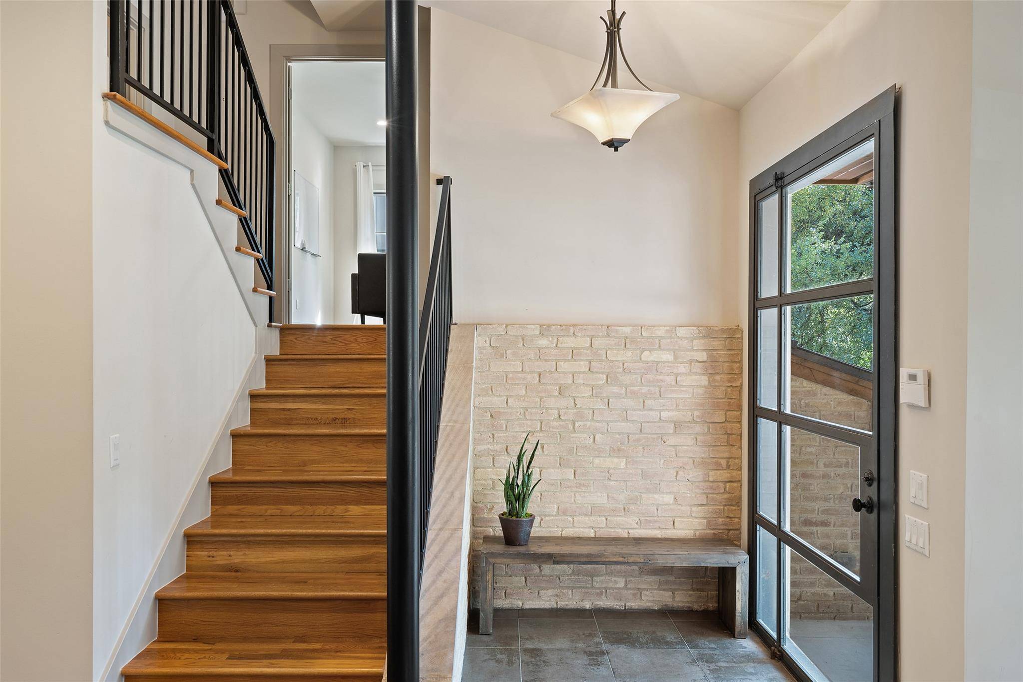 1907 McCall RD, Austin, TX 78703