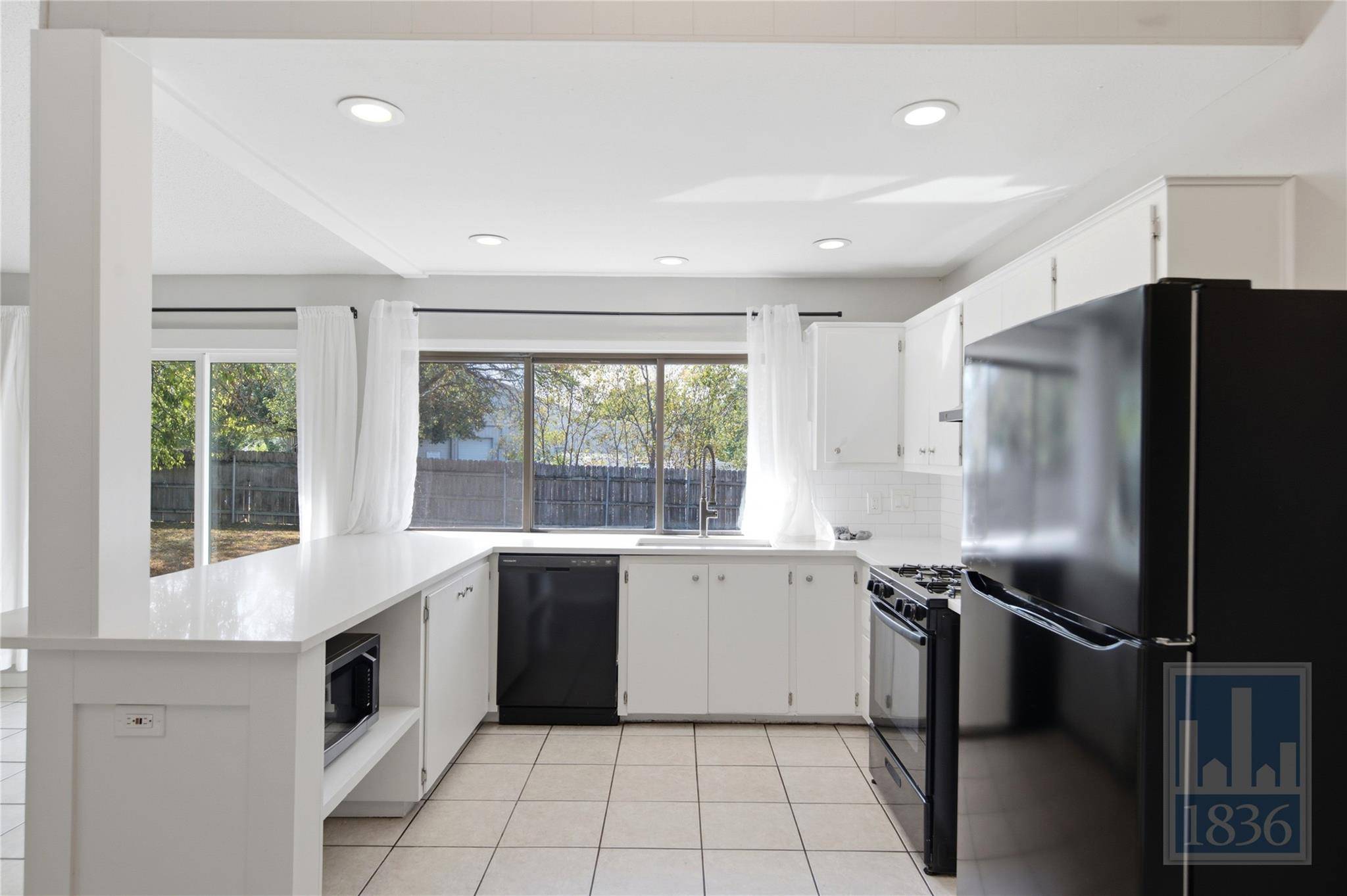 8912 Hunters TRCE, Austin, TX 78758