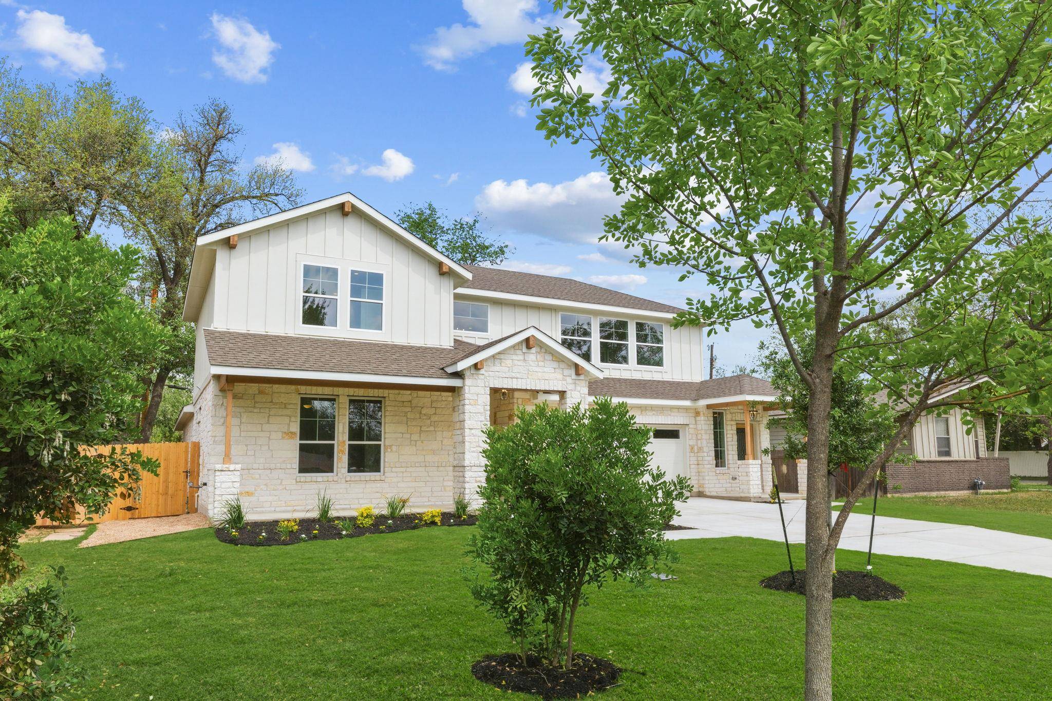 1412 Kent ST, Taylor, TX 76574