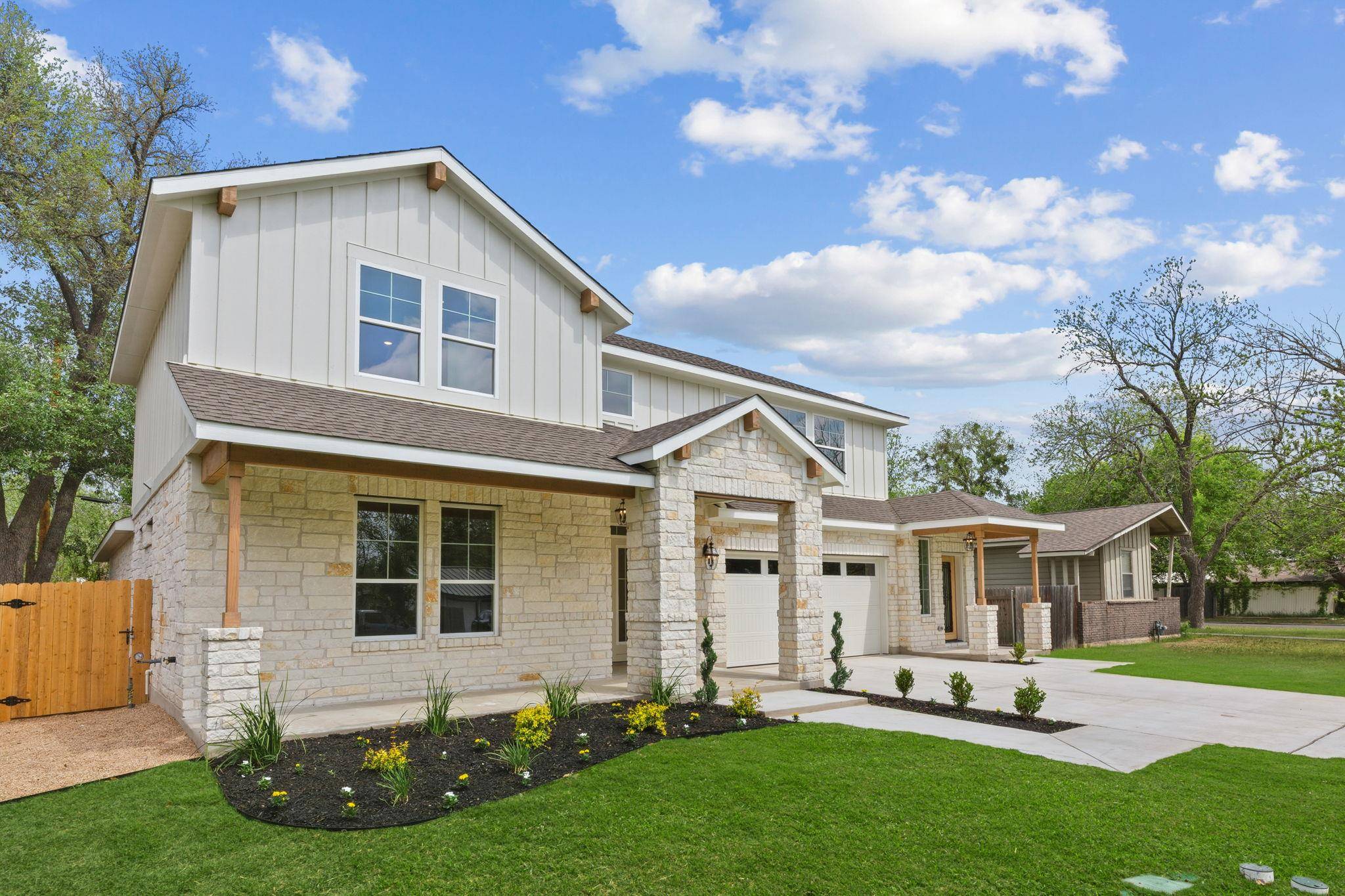 1412 Kent ST, Taylor, TX 76574