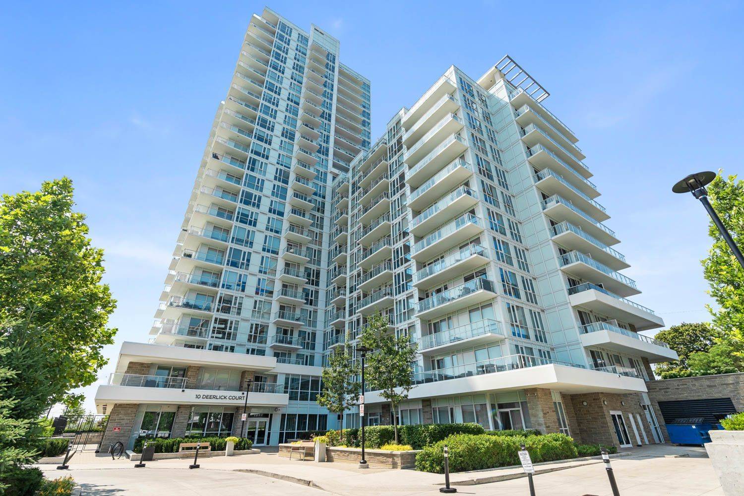 10 Deerlick CT #2005, Toronto C13, ON M3A 0A7