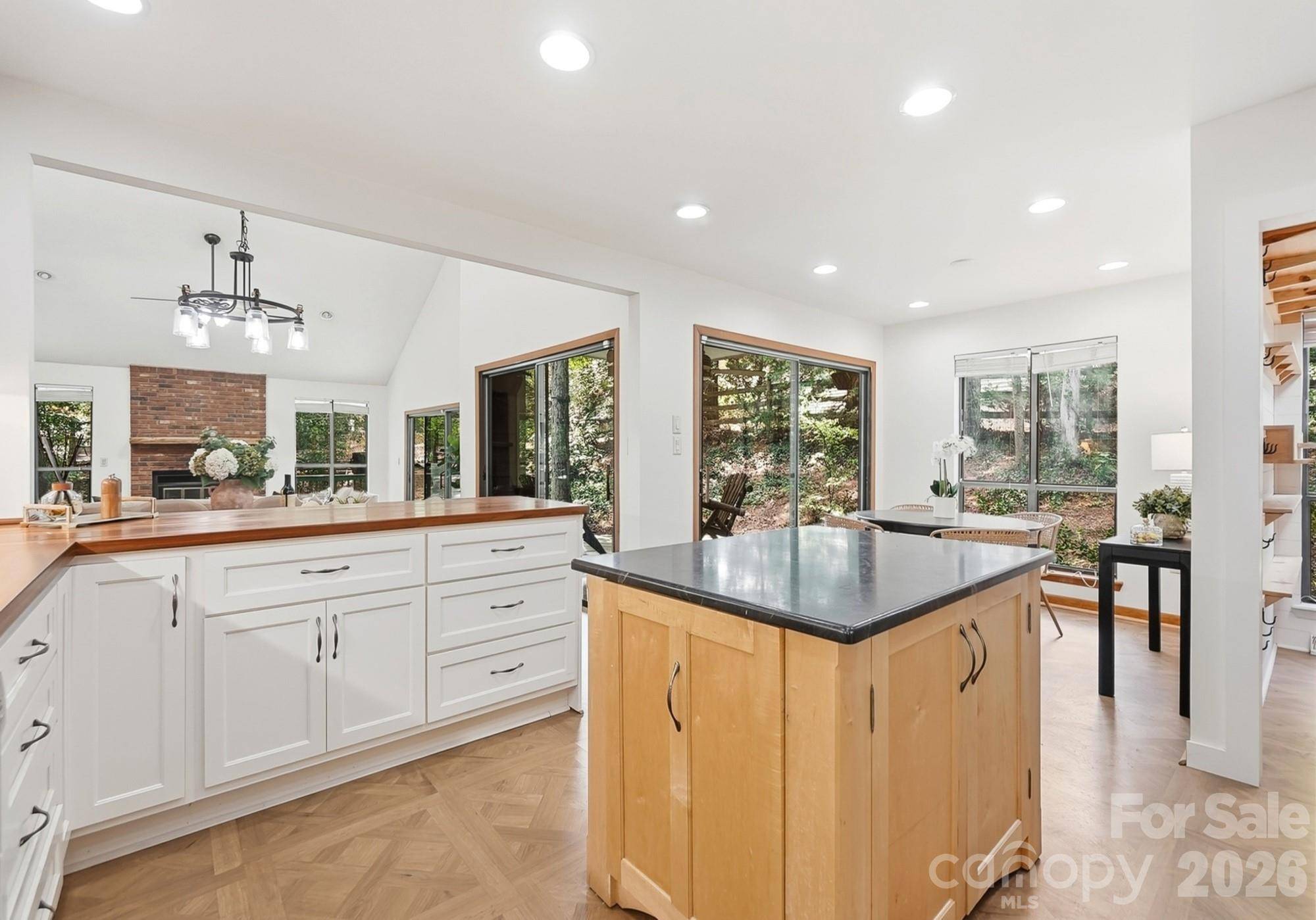 872 Old Bell RD, Charlotte, NC 28270