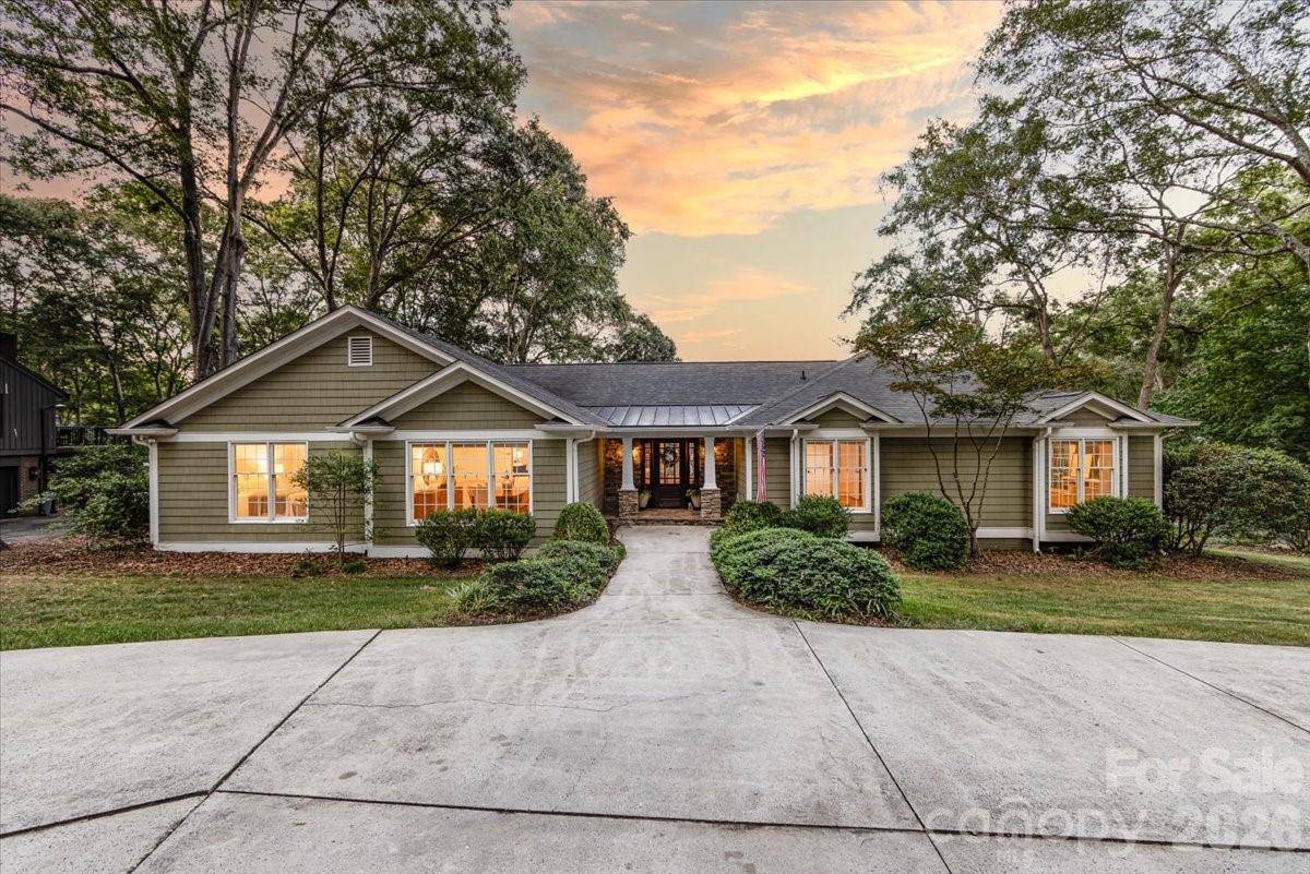 5400 Mcalpine Farm RD, Charlotte, NC 28226