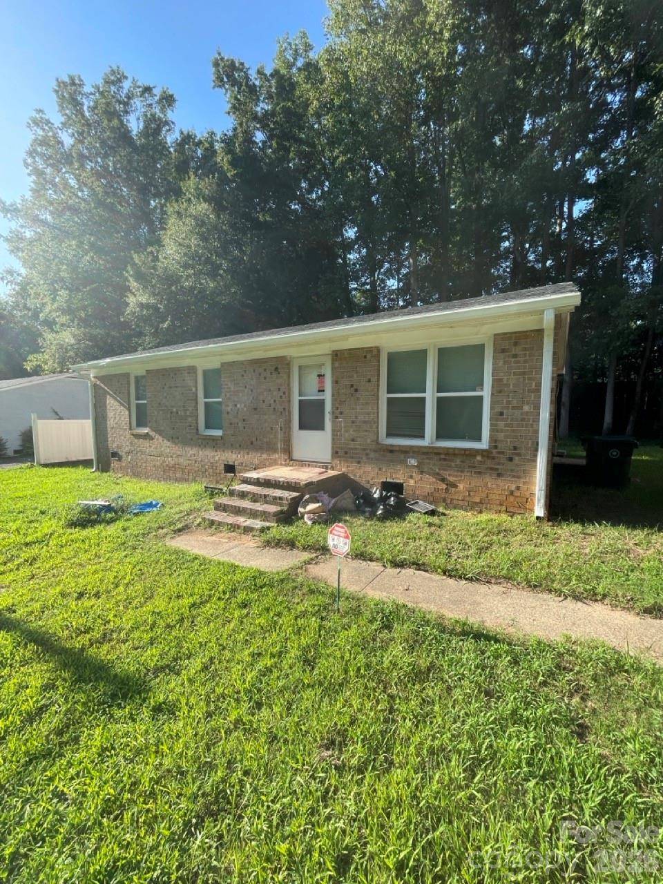 133 Hickory LN, York, SC 29745