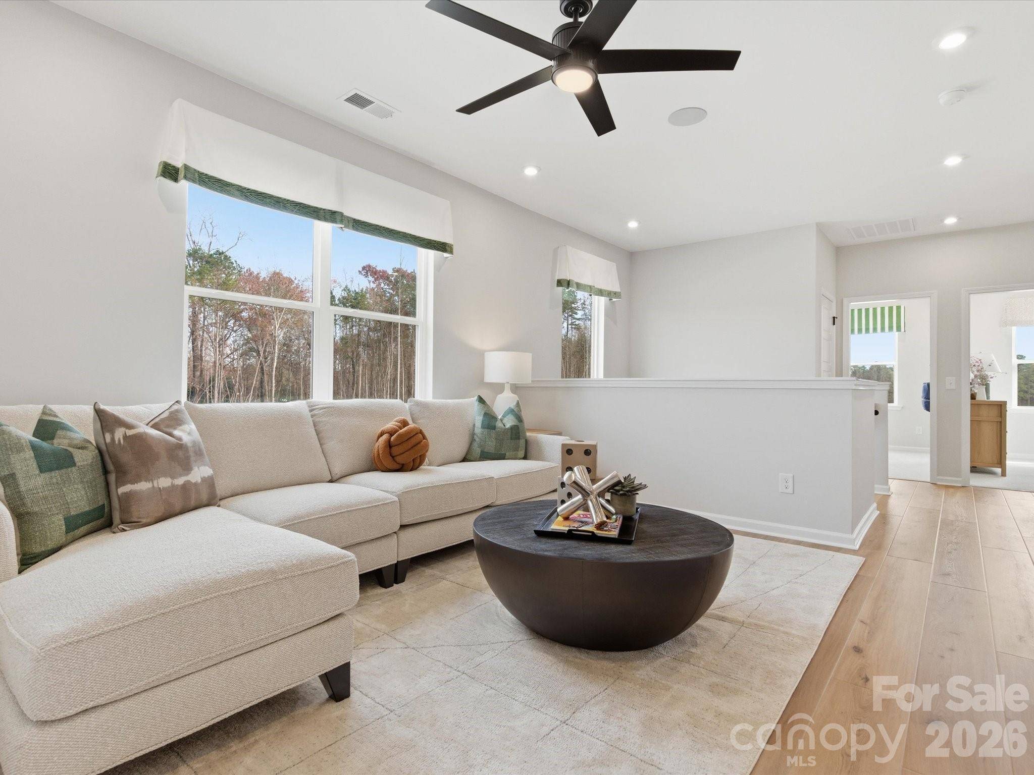 8300 Discovery LN, Charlotte, NC 28216
