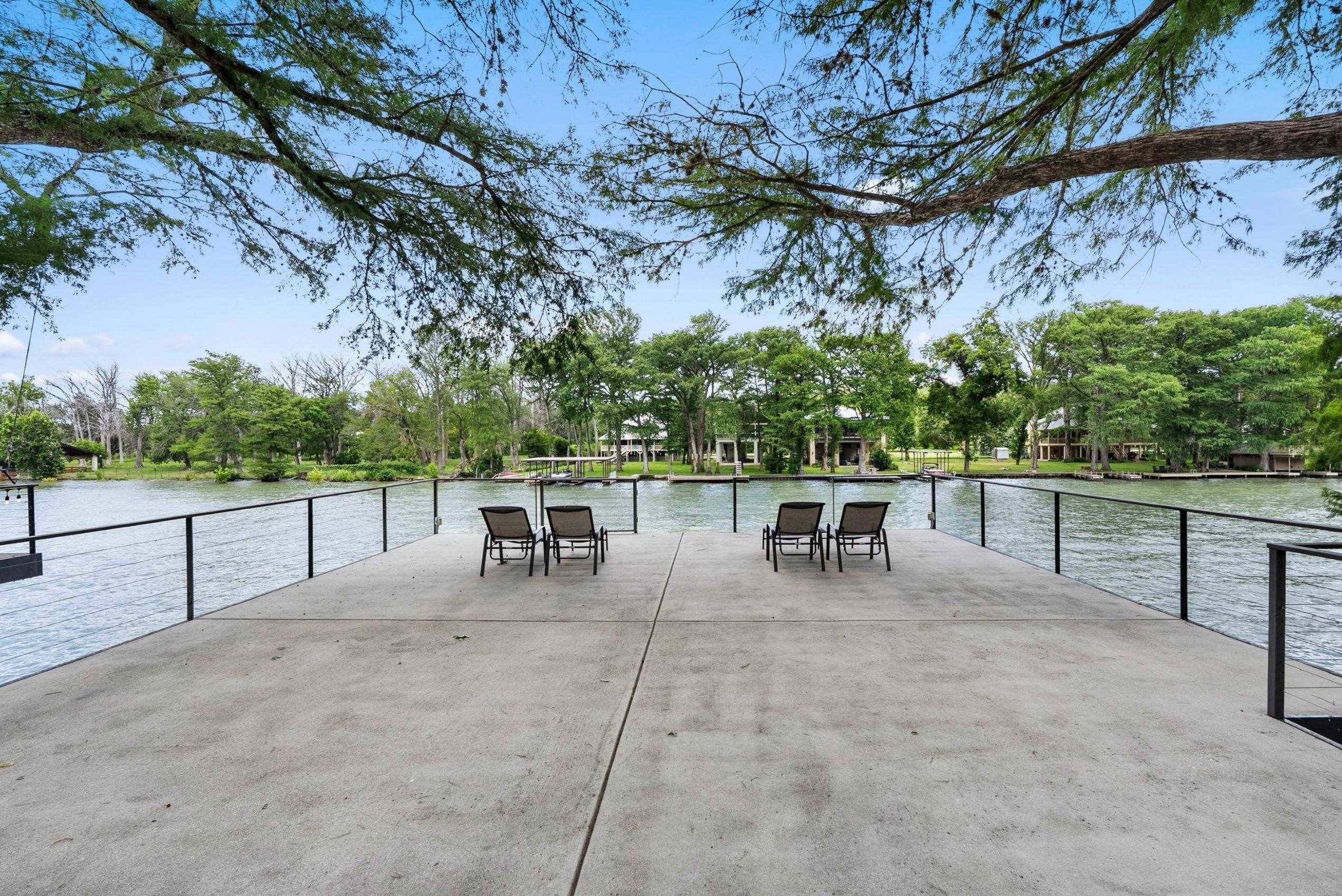 2529 Terminal Loop RD, Mcqueeney, TX 78123