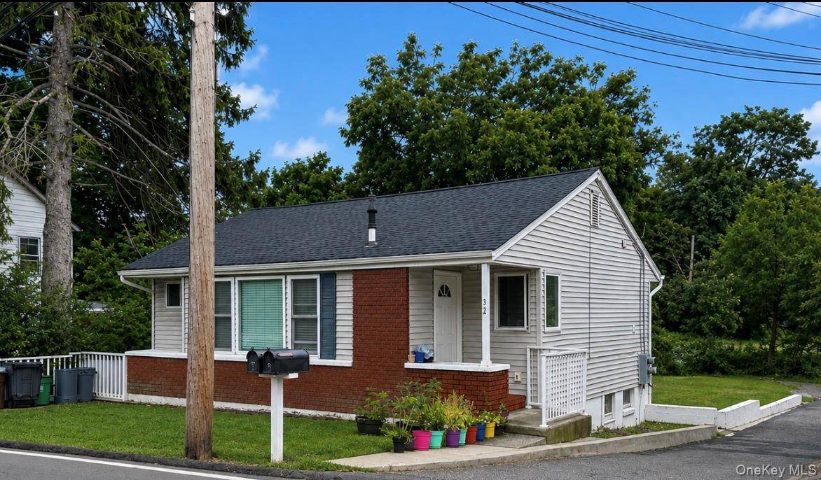 32 Tomkins AVE, Stony Point, NY 10980