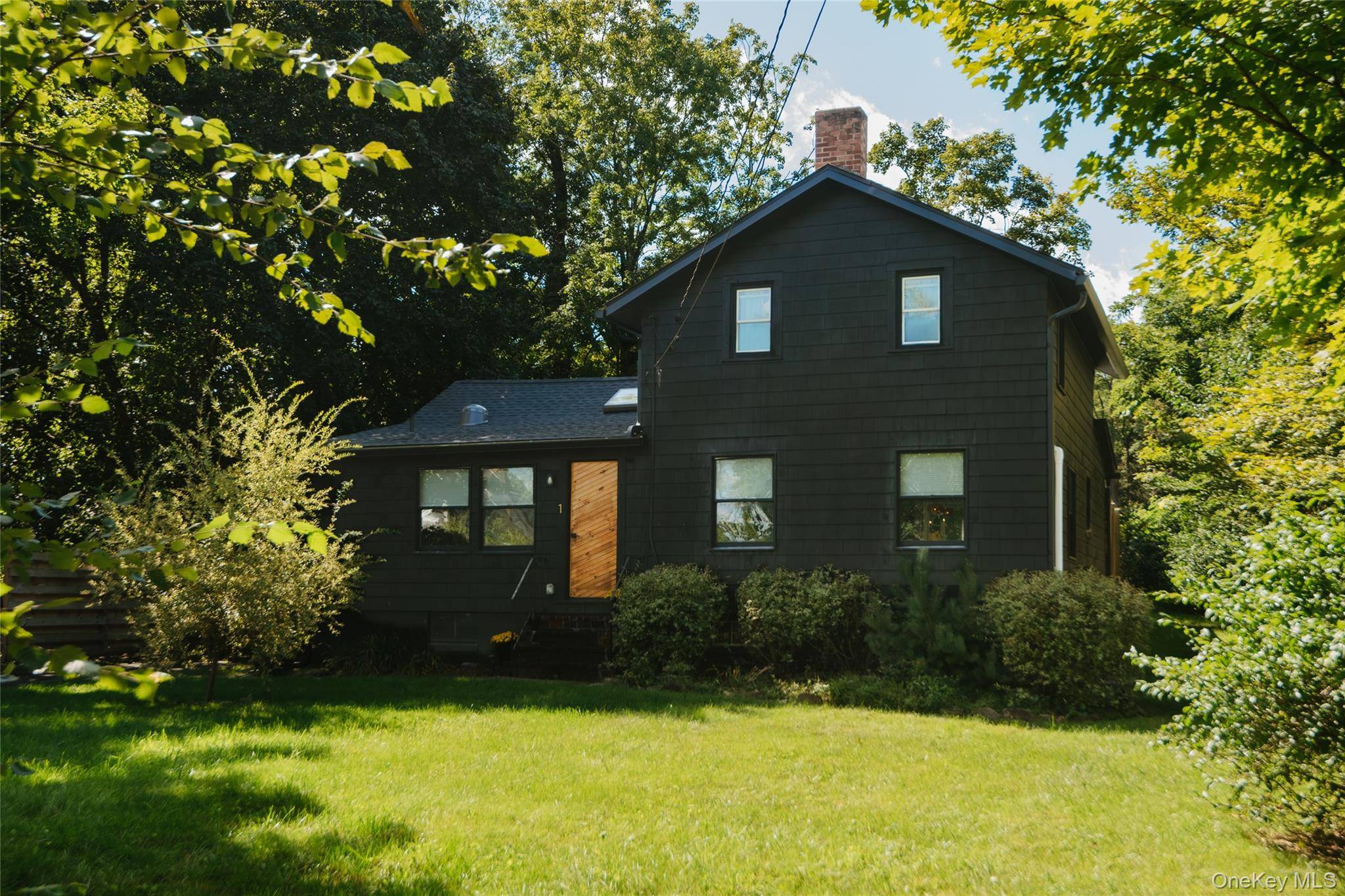 1 N Ohioville RD, New Paltz, NY 12561