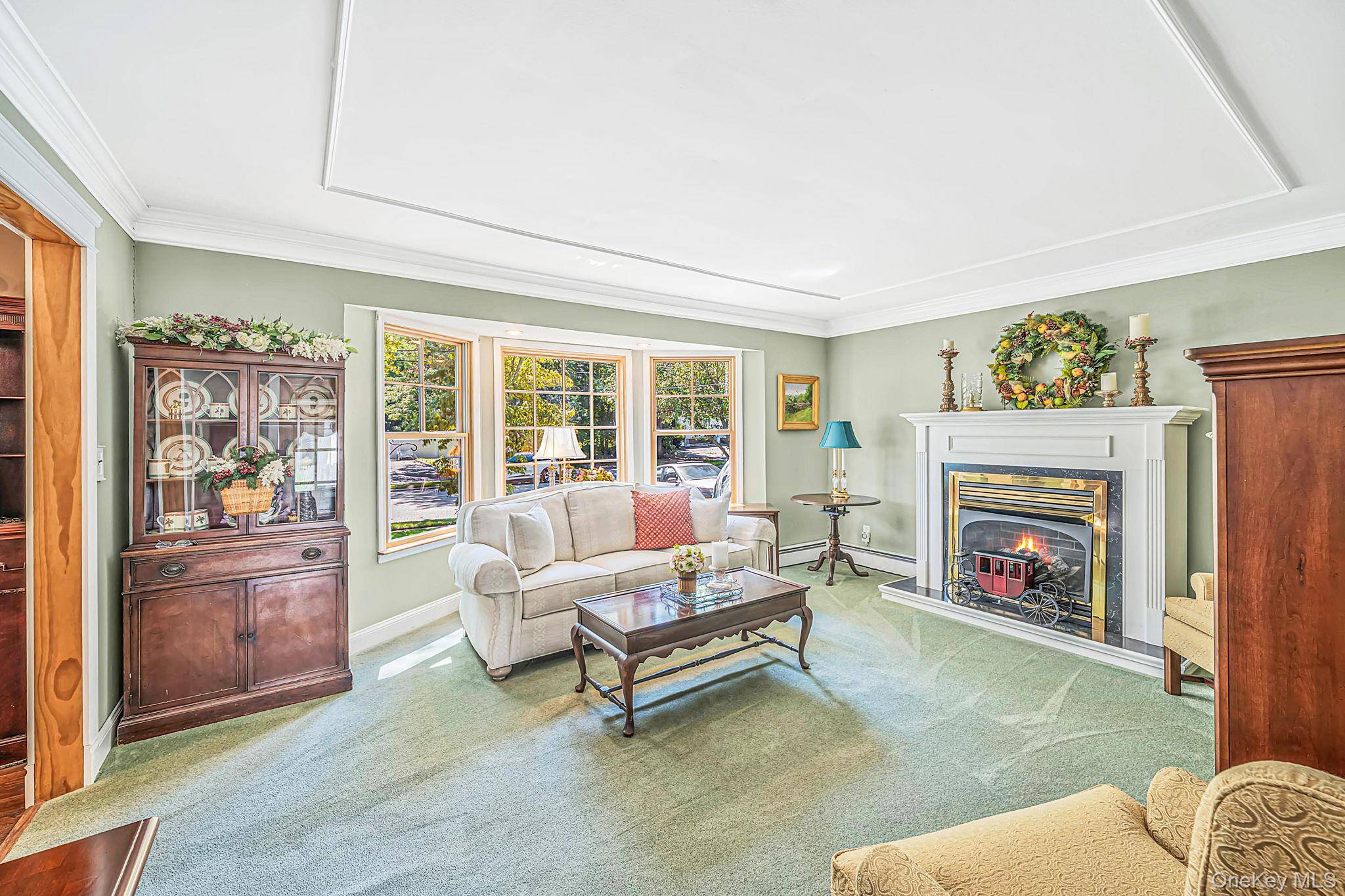 9 Rodney ST, Port Jefferson Station, NY 11776