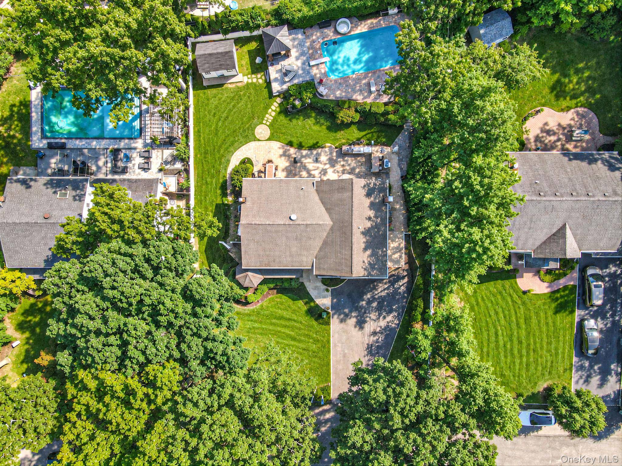 3 Saggese LN, Nesconset, NY 11767