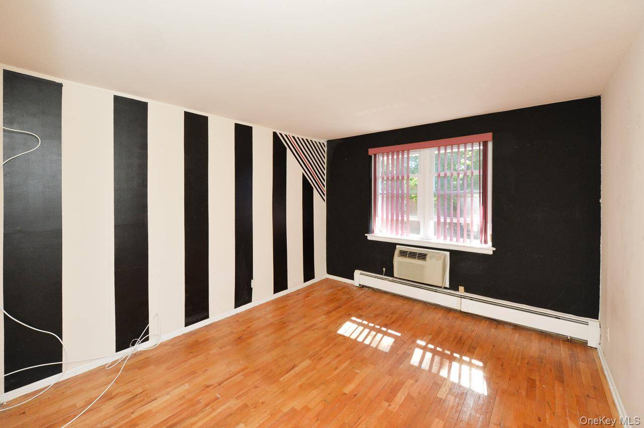 201 Kearsing Pkwy #G, Monsey, NY 10952
