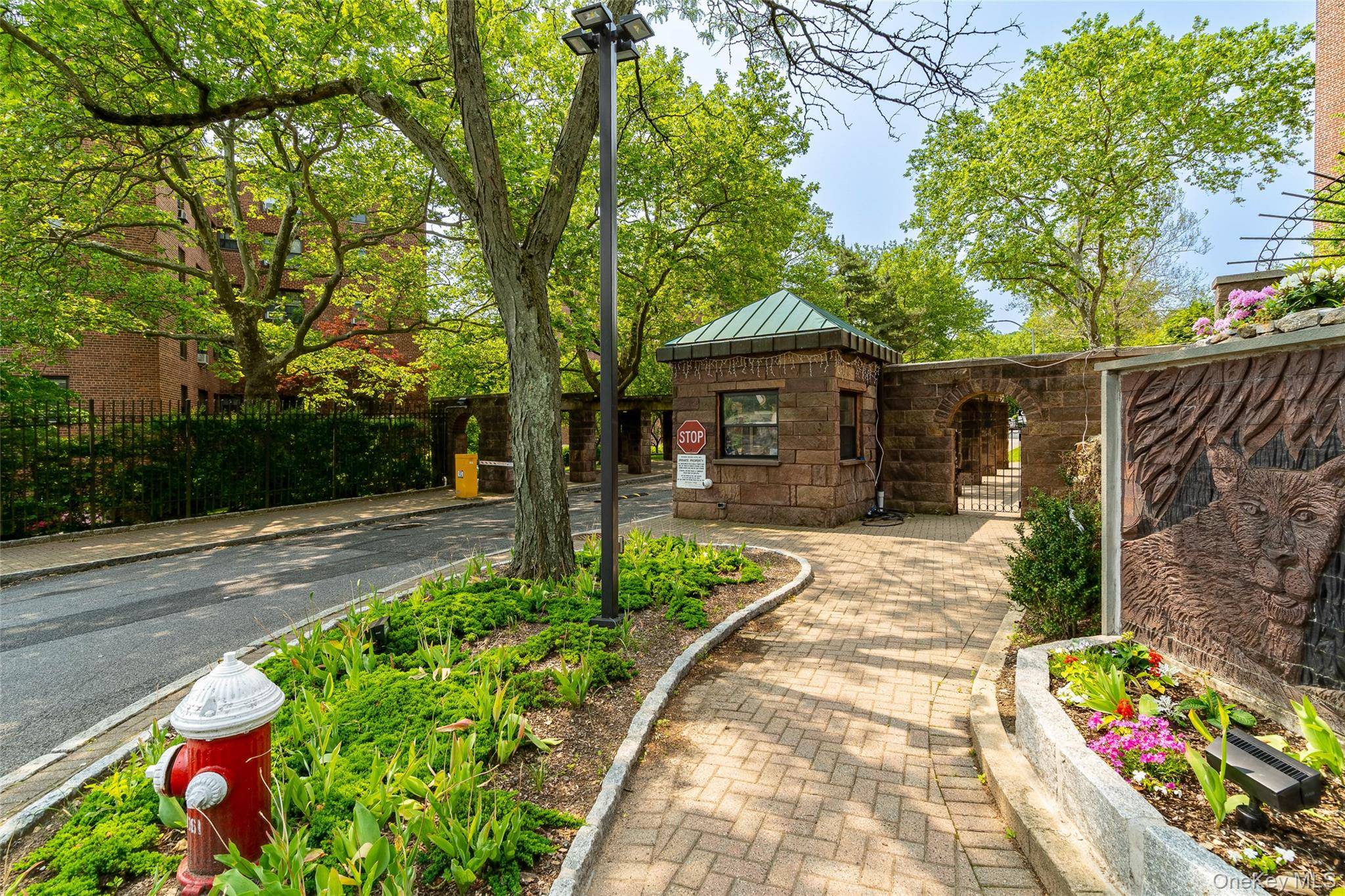 98 Pearsall DR #1A, Mount Vernon, NY 10552