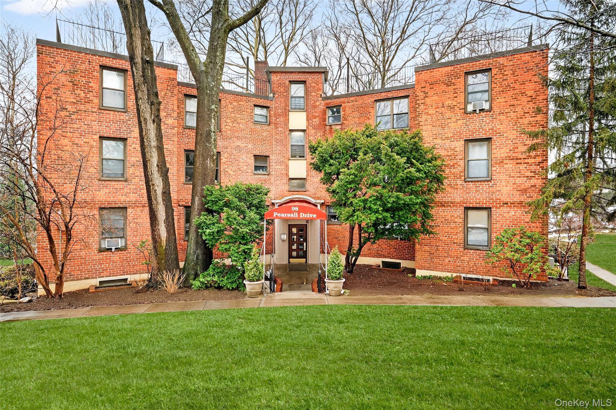 98 Pearsall DR #1A, Mount Vernon, NY 10552