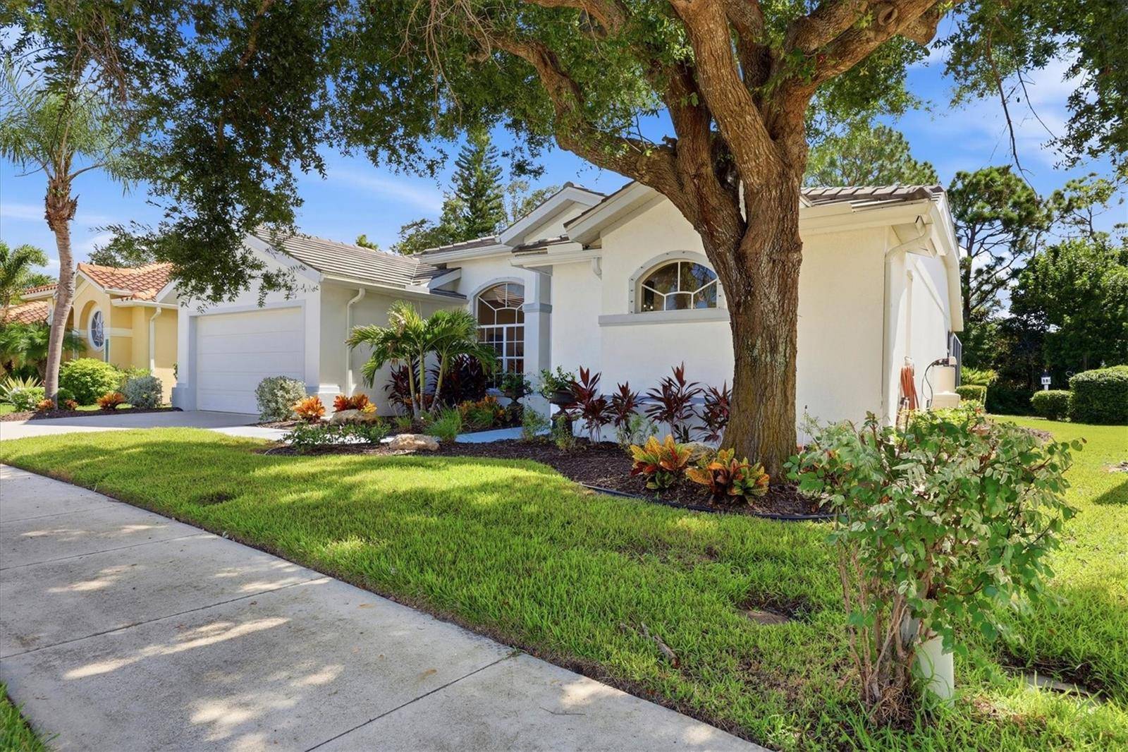 8857 HAVENRIDGE DR, Sarasota, FL 34238