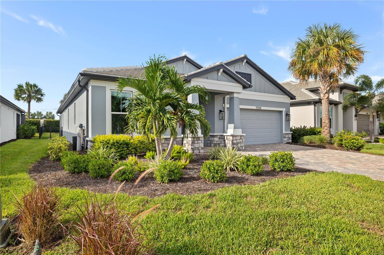 17534 SAVORY MIST CIR, Bradenton, FL 34211