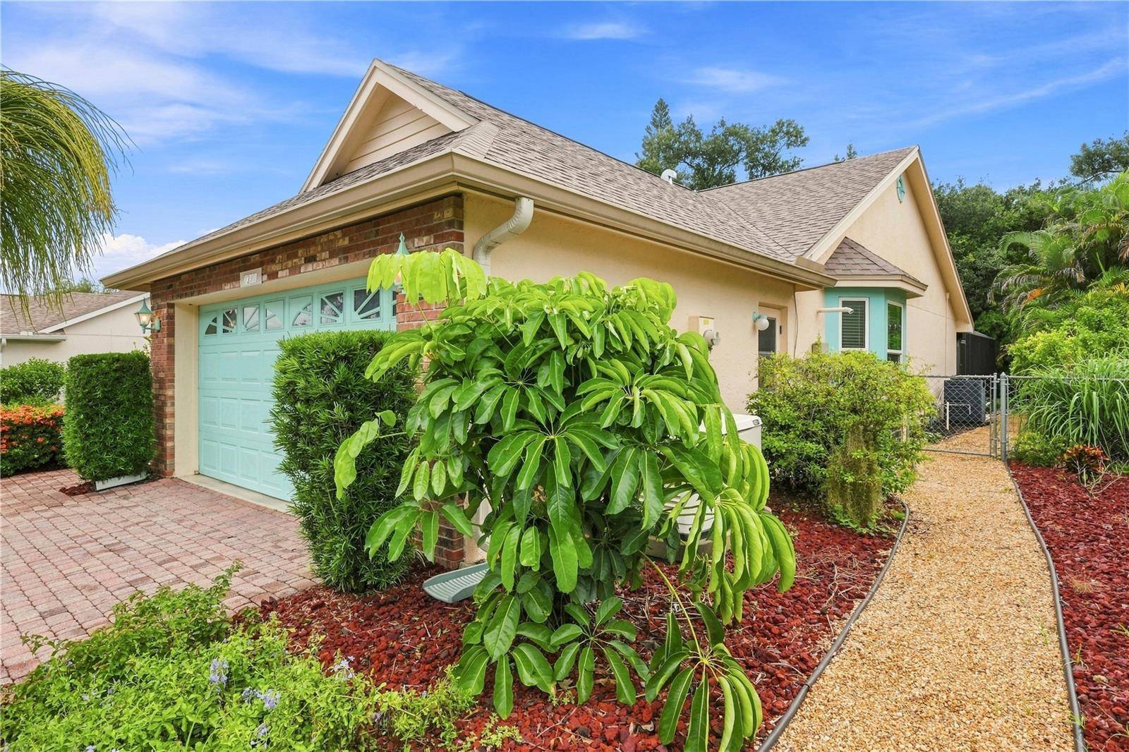 7311 43RD ST E, Sarasota, FL 34243