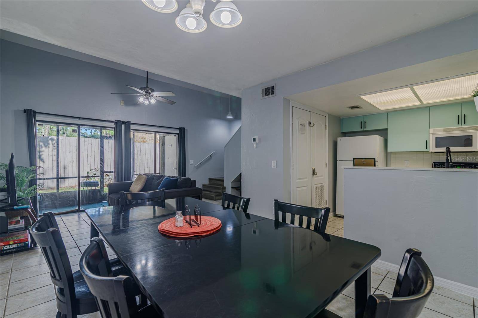 7200 SW 8TH AVE #E27, Gainesville, FL 32607