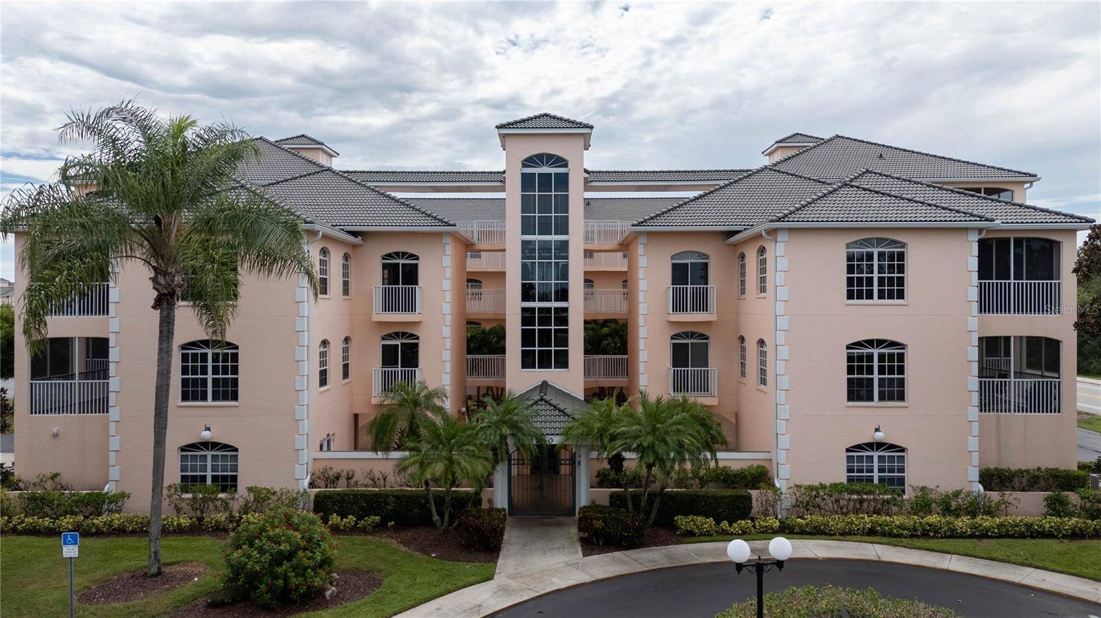 1709 GONDOLA PARK DR #1709, Venice, FL 34292