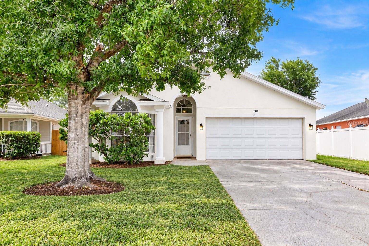 2413 RADNOR AVE, Orlando, FL 32826
