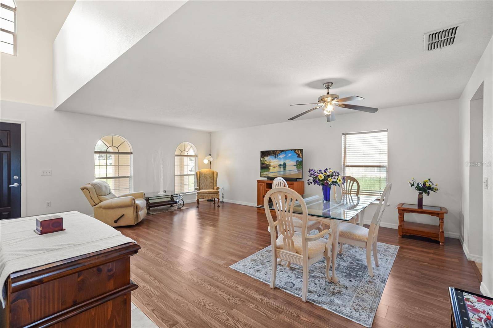 1614 RIDGEMOOR DR, Mascotte, FL 34753