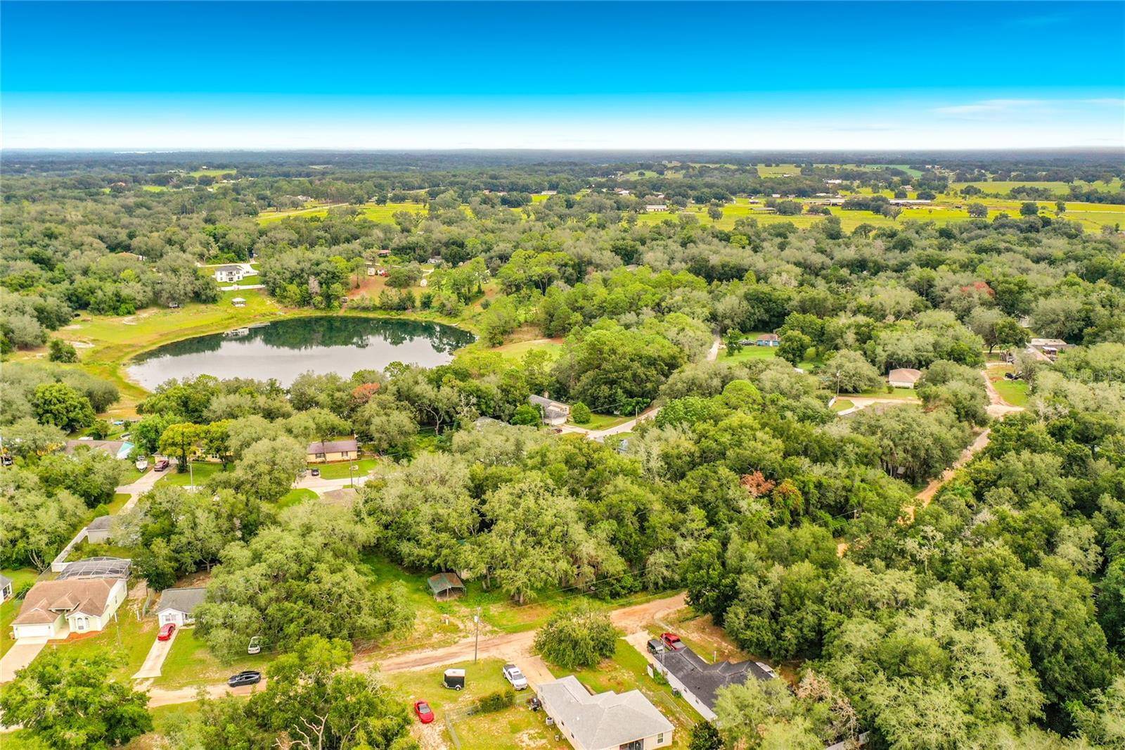 40105 PALM ST, Lady Lake, FL 32159