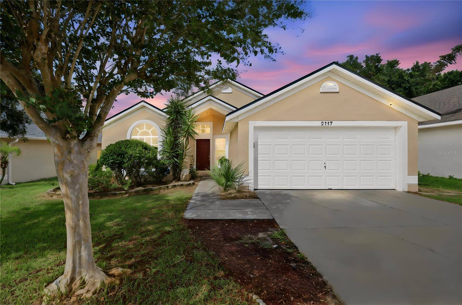 2117 FISH EAGLE ST, Clermont, FL 34714