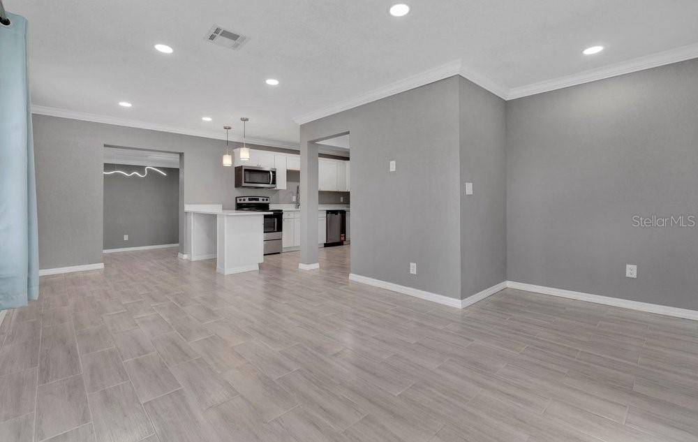 120 PRIMROSE CT, Orlando, FL 32803