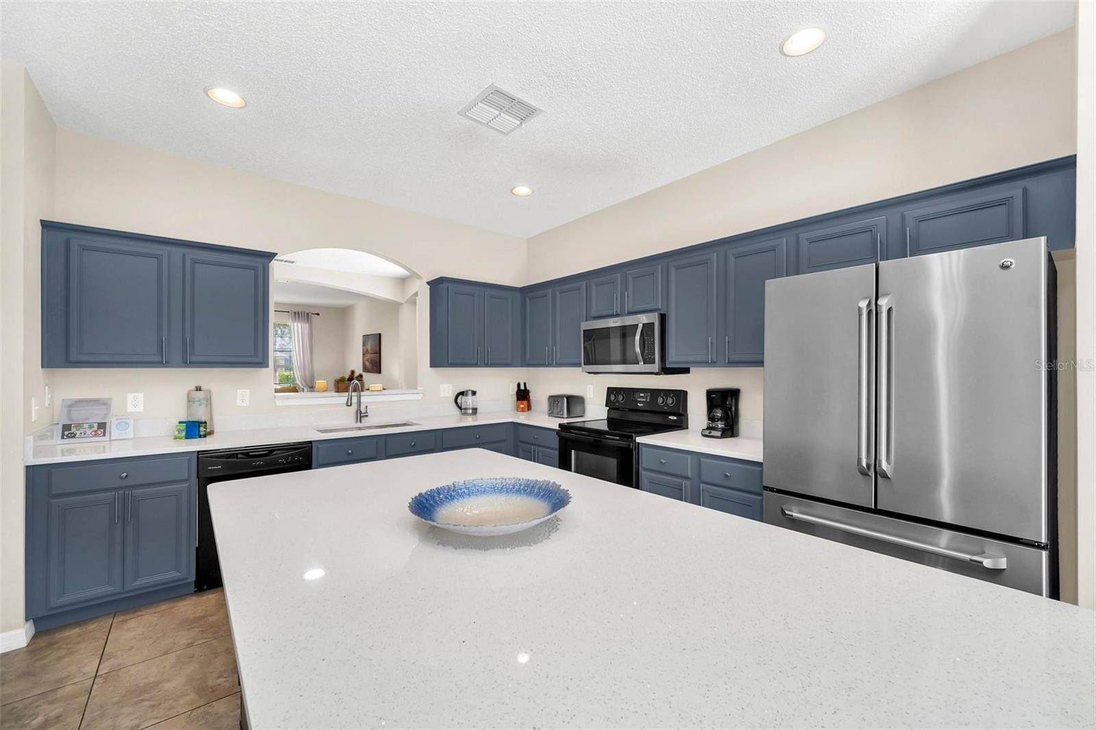 8538 SUNRISE KEY DR, Kissimmee, FL 34747