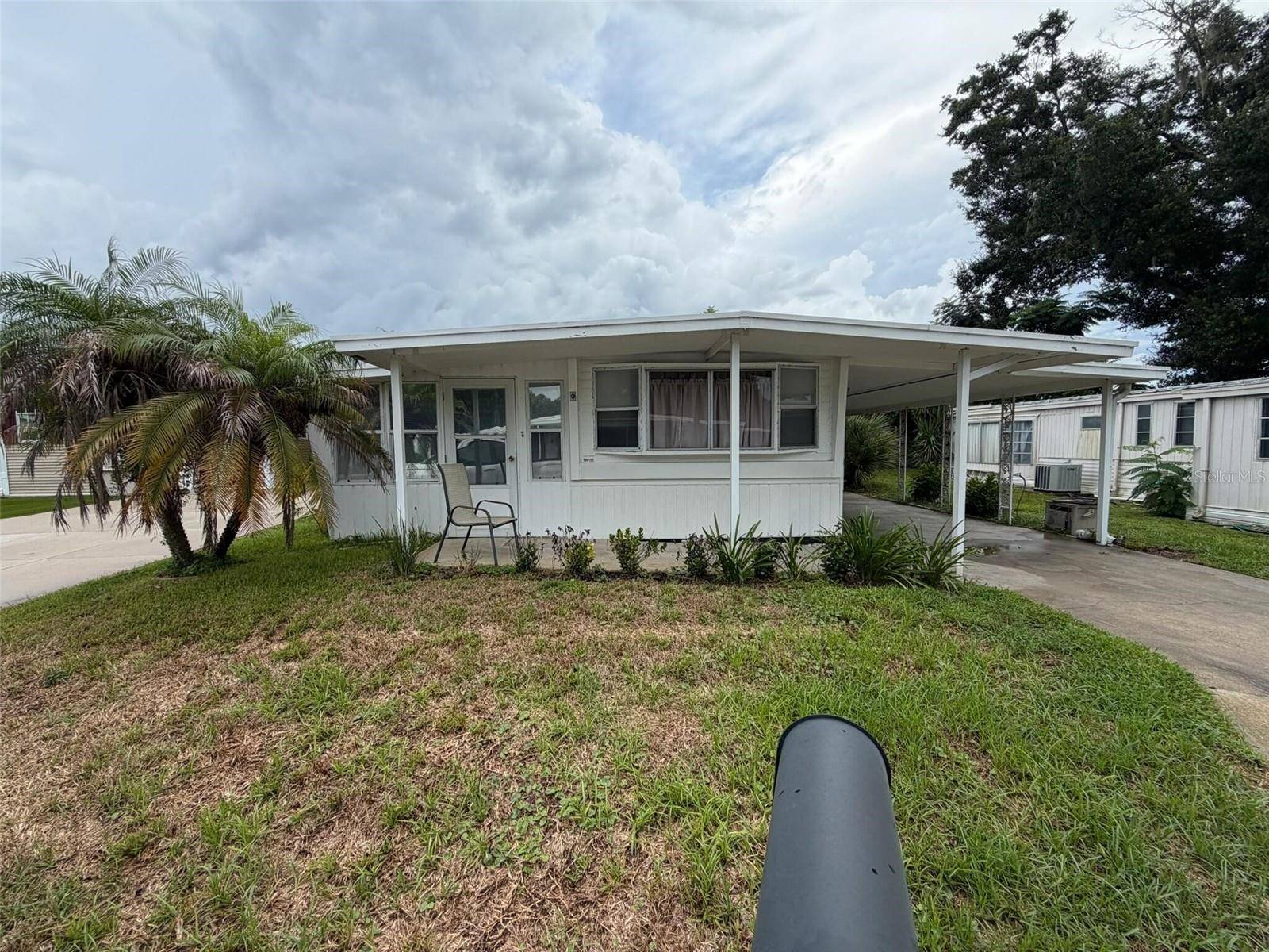 112 HOLIDAY LN, Auburndale, FL 33823