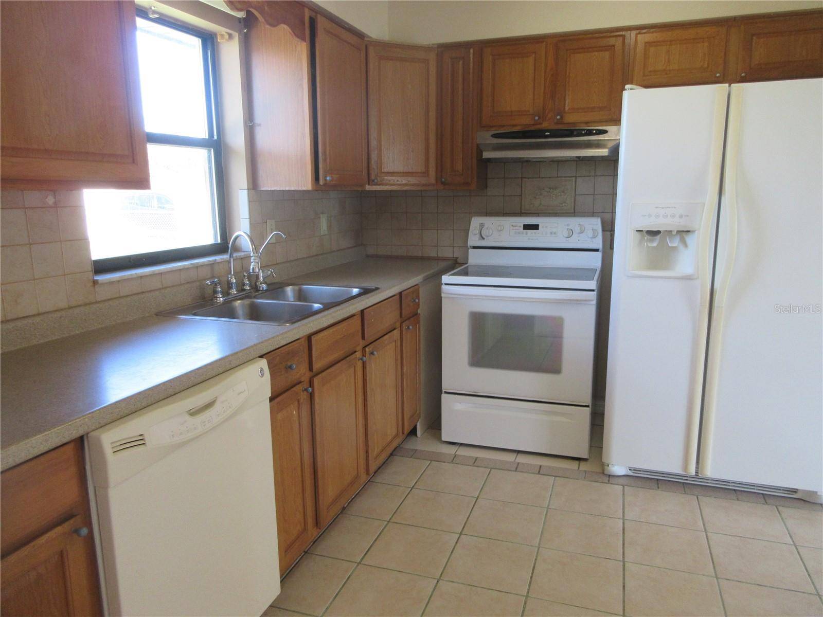 14184 SW 33RD COURT RD, Ocala, FL 34473
