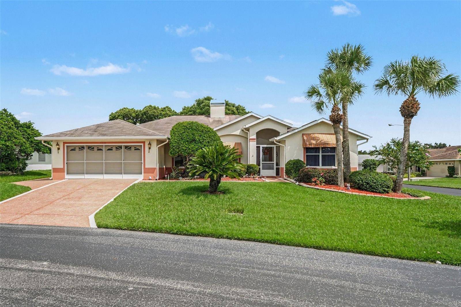 11000 TWOSOME DR, San Antonio, FL 33576
