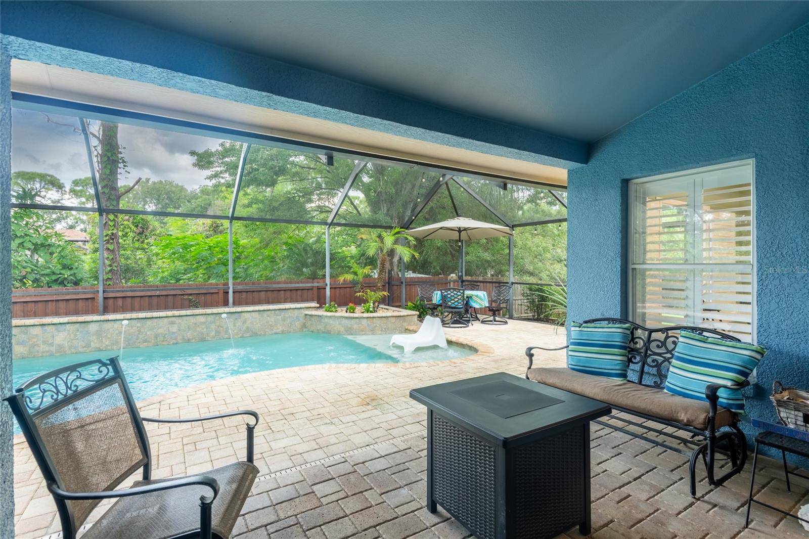 10274 OASIS PALM DR, Tampa, FL 33615