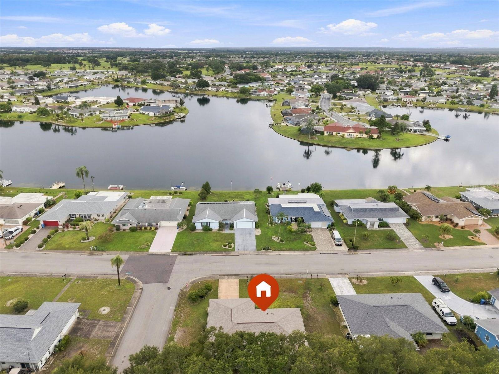 1601 NEW BEDFORD DR, Sun City Center, FL 33573