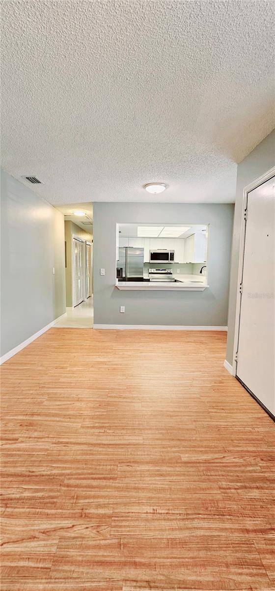 317 PLEASANT ST, Clearwater, FL 33755