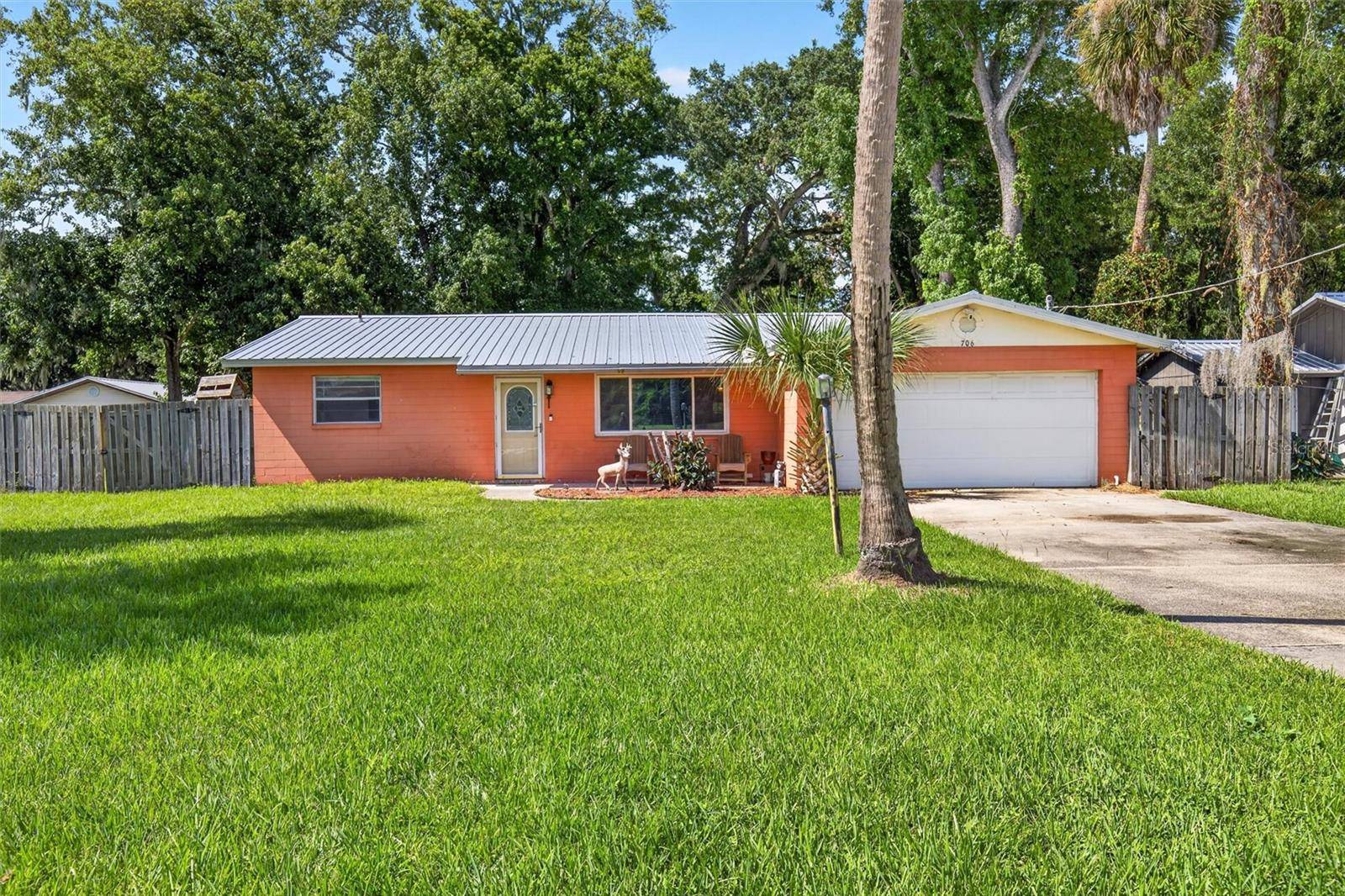706 BOSTON AVE, South Daytona, FL 32119
