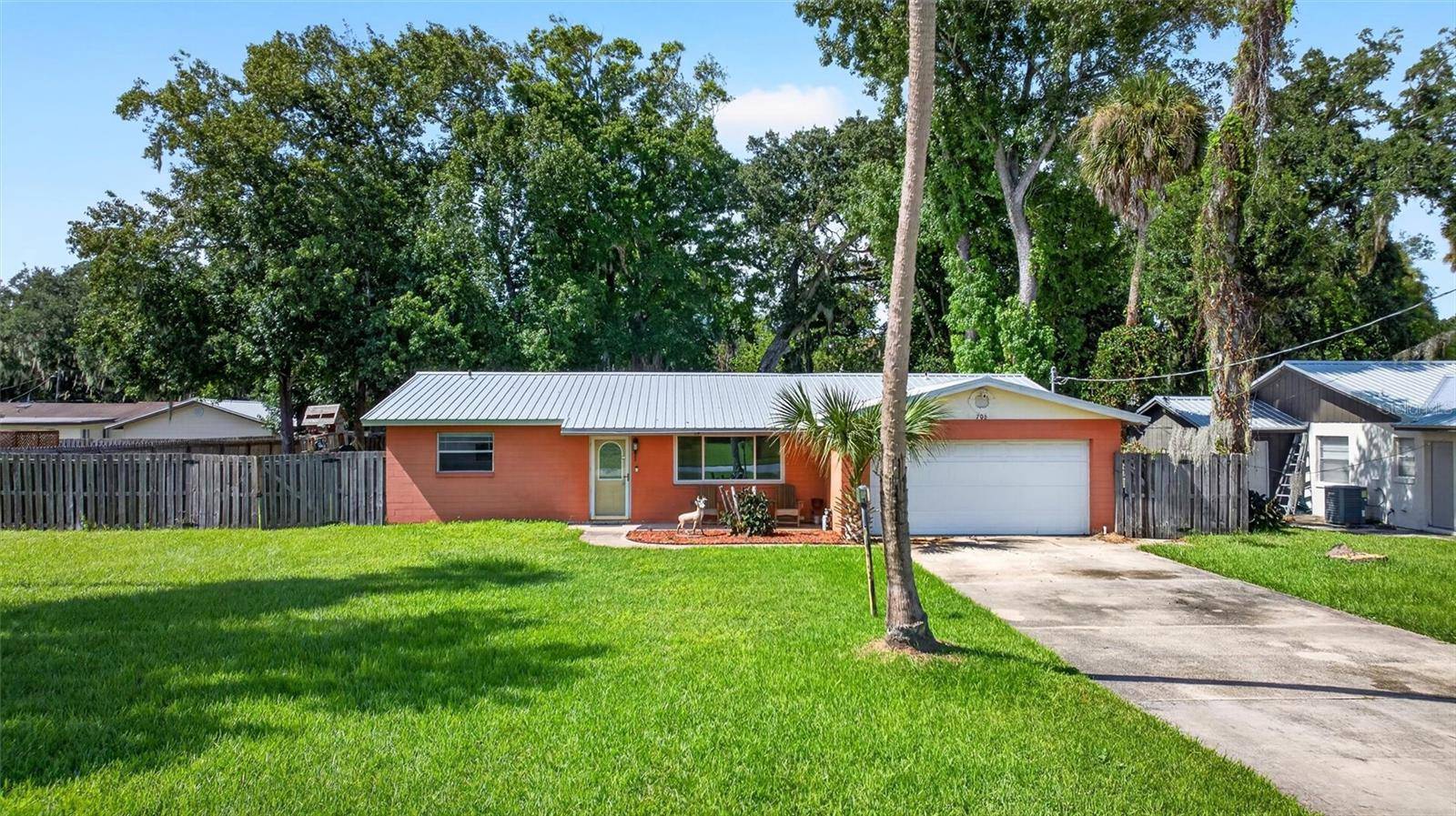 706 BOSTON AVE, South Daytona, FL 32119