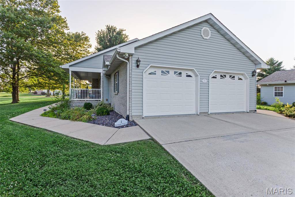 1 Heritage TRL, Moro, IL 62067